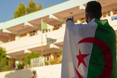 Quel est le premier pays africain à  accéder à  l'indépendance ?